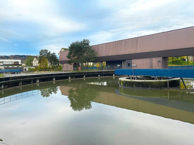 Rundes Wasserbecken HEV_129319_122030.jpg