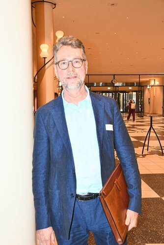 HEV_198103_196462.jpg